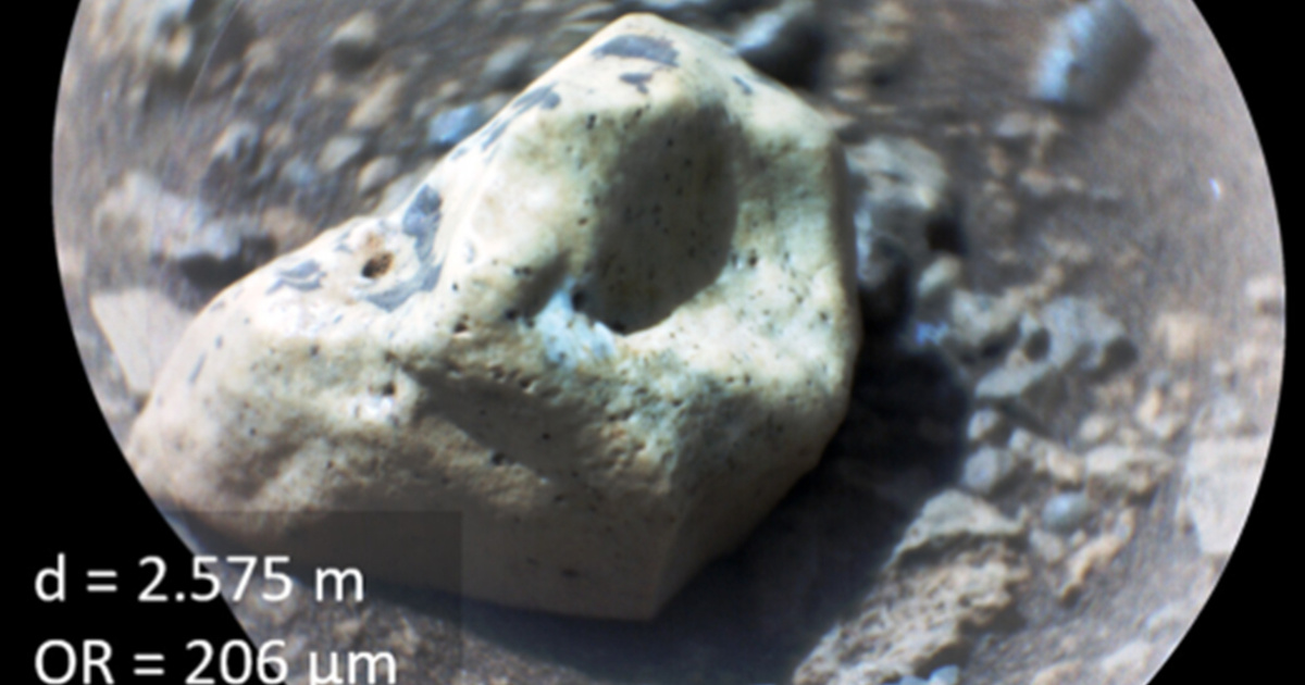 FOTO NASA-in rover na Marsu pronašao mineral od kojeg nastaju rubini