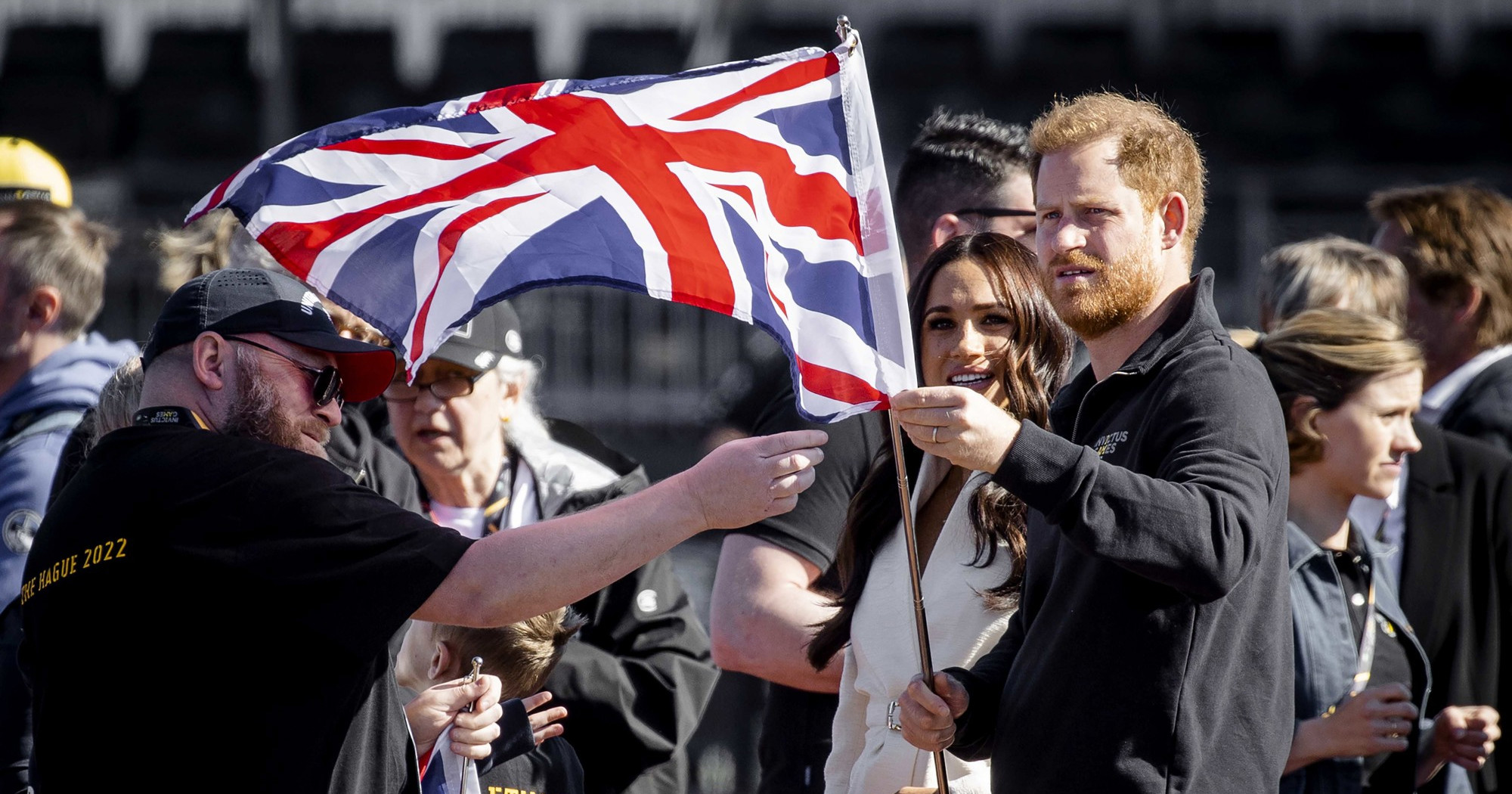 Kralj Charles: Harry i Meghan nemaju službene kraljevske dužnosti