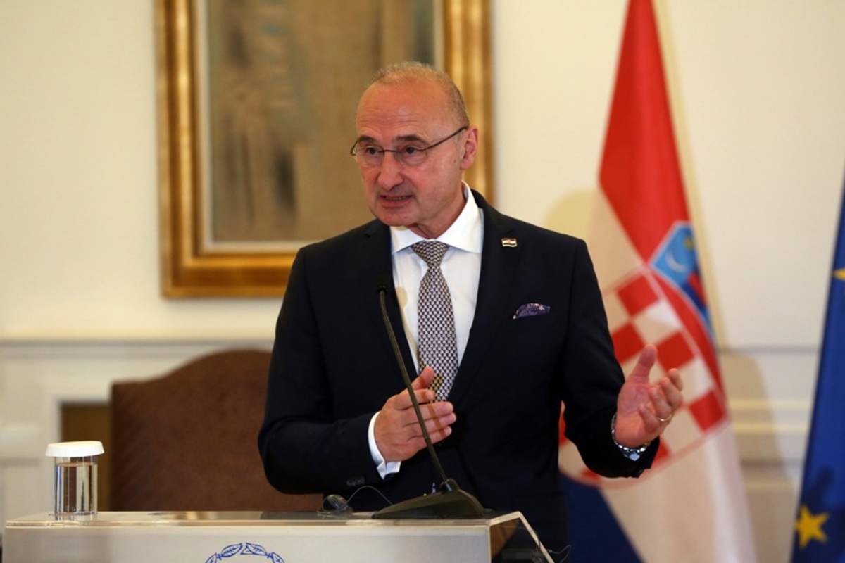 Grlić Radman u Albaniji. "Na dobrom su putu prema EU"