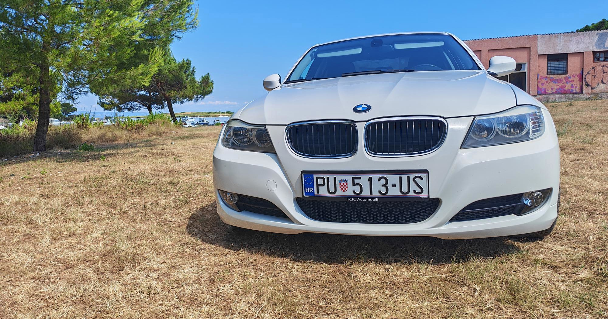Ovaj BMW 318i se prodaje za 6500 eura. Vlasnik tvrdi: Kao nov je