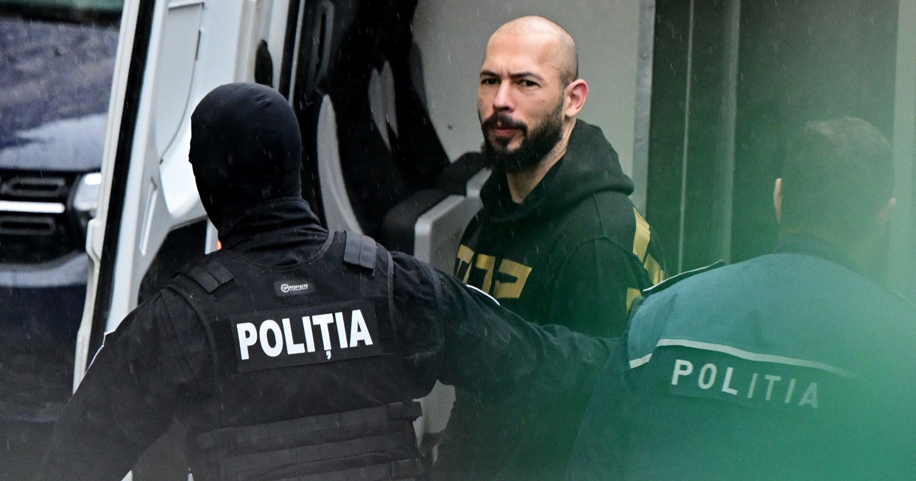 Britanska policija otkrila kako su braća Tate vrbovali i iskorištavali žene