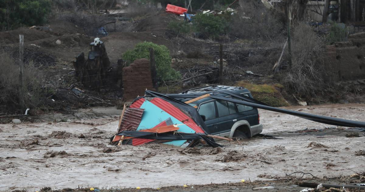 Poplave u Čileu odnijele 13 života. Tisuće ljudi ostalo bez struje