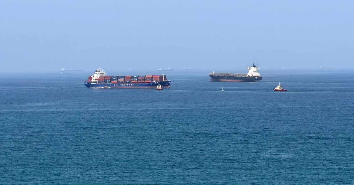 Ekološka katastrofa u Omanu. Istjecanje nafte iz tankera ugrožava 40 kilometara obale