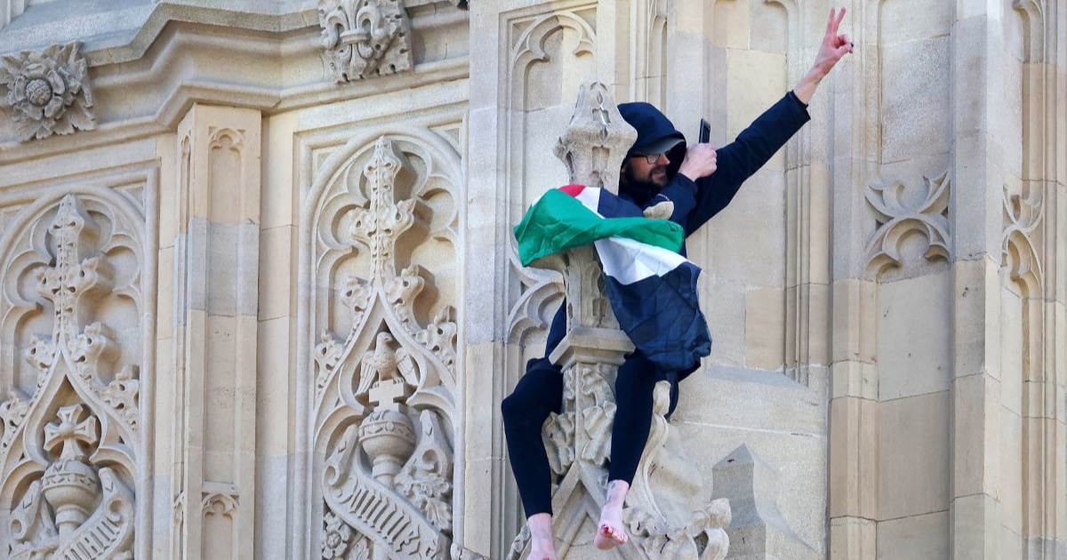 Propalestinski prosvjednik dobio uvjetnu kaznu zbog penjanja na Big Ben