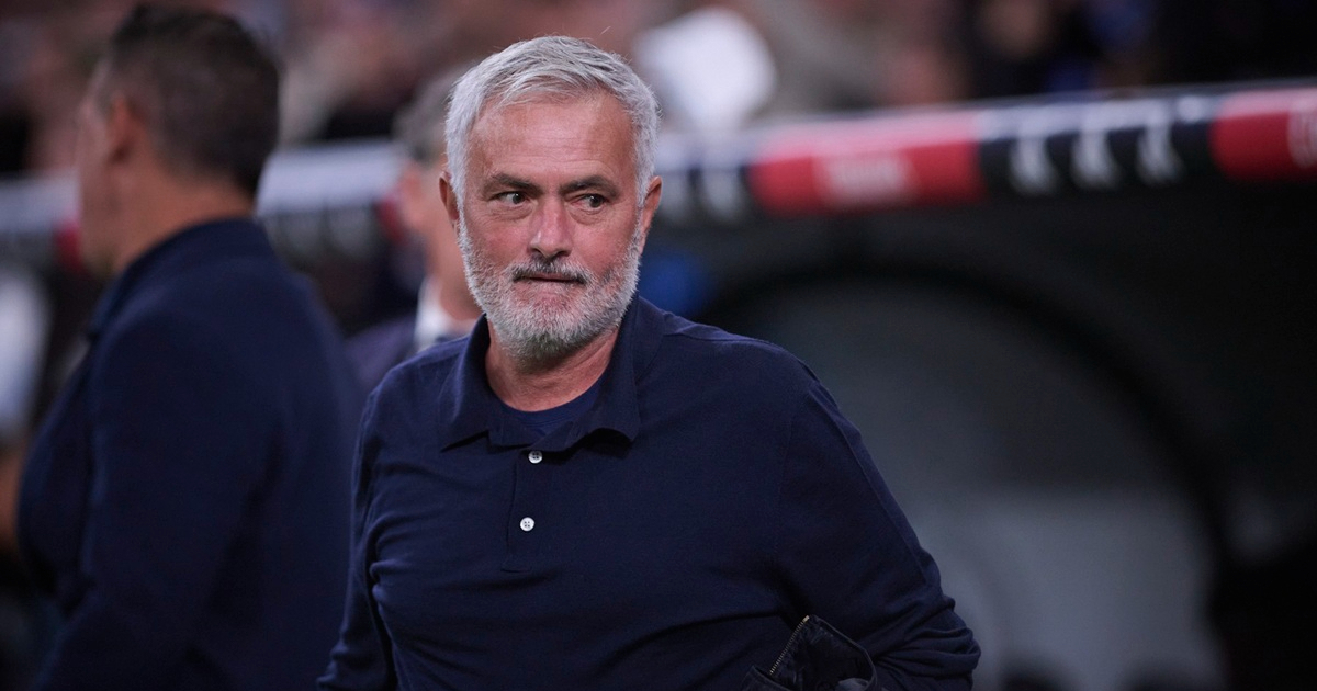 Mourinho prvo prešutio odgovor na pitanje s presice. Onda je krenulo