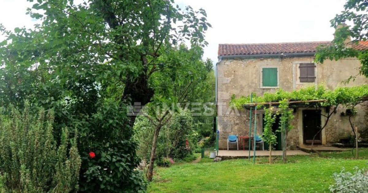 Za 52.000 € prodaje se tradicionalna kamena kuća u Istri kojoj je potrebna adaptacija