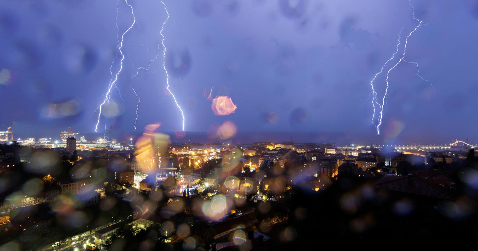 Meteorologinja: Sutra će biti još više nevremena