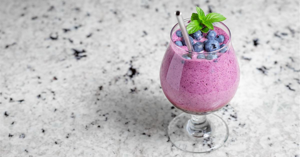 Jednostavan i zdravi smoothie s borovnicama za ljetno osvježenje