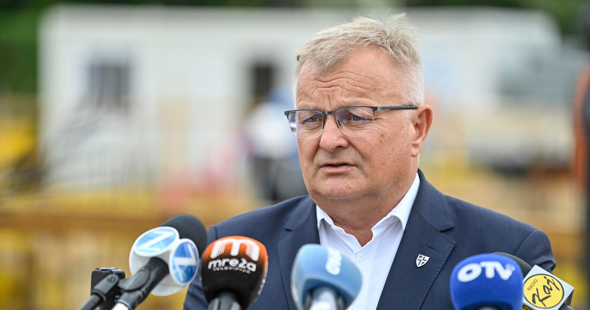 UŽIVO Gradonačelnik Zaprešića se obraća zbog otpada