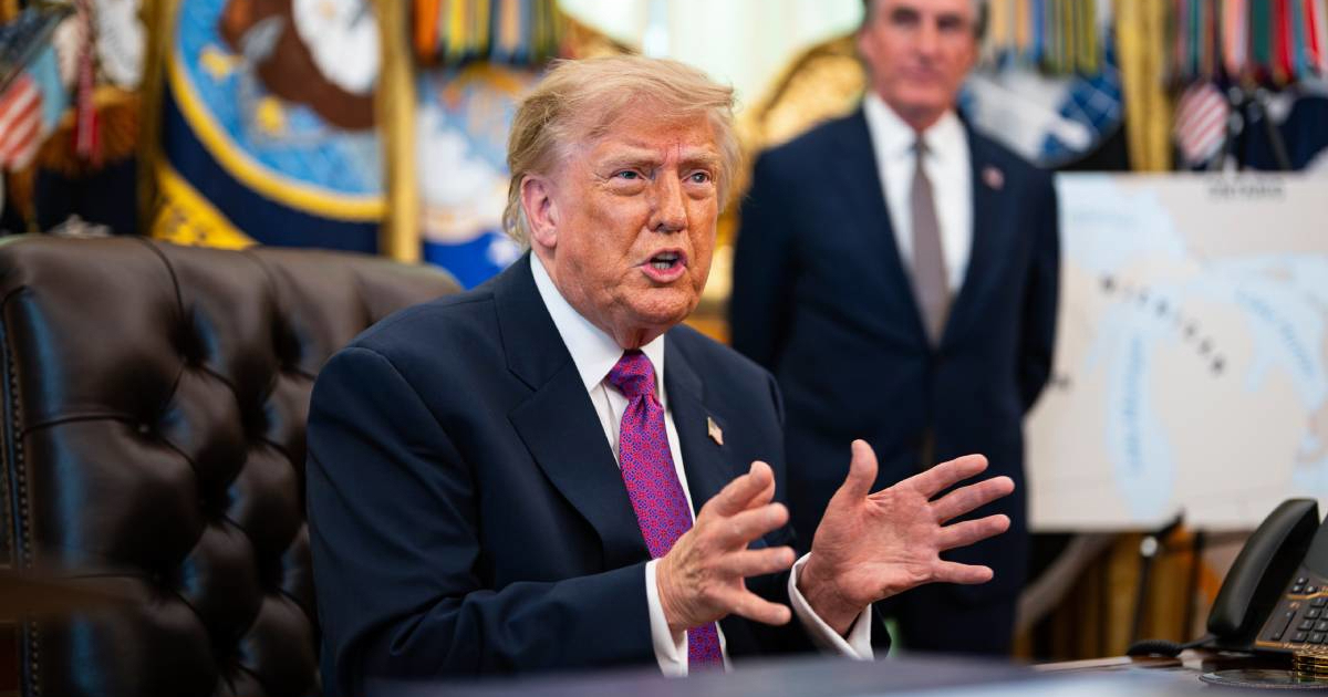 Amerikanci većinom protiv Trumpovih carina Kanadi i preimenovanja jezera Ontario