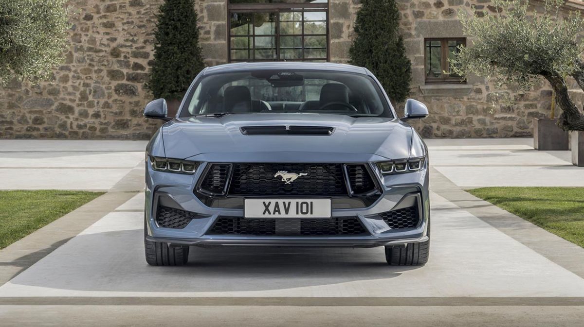 Ford priprema Mustang s četverim vratima i povoljni crossover
