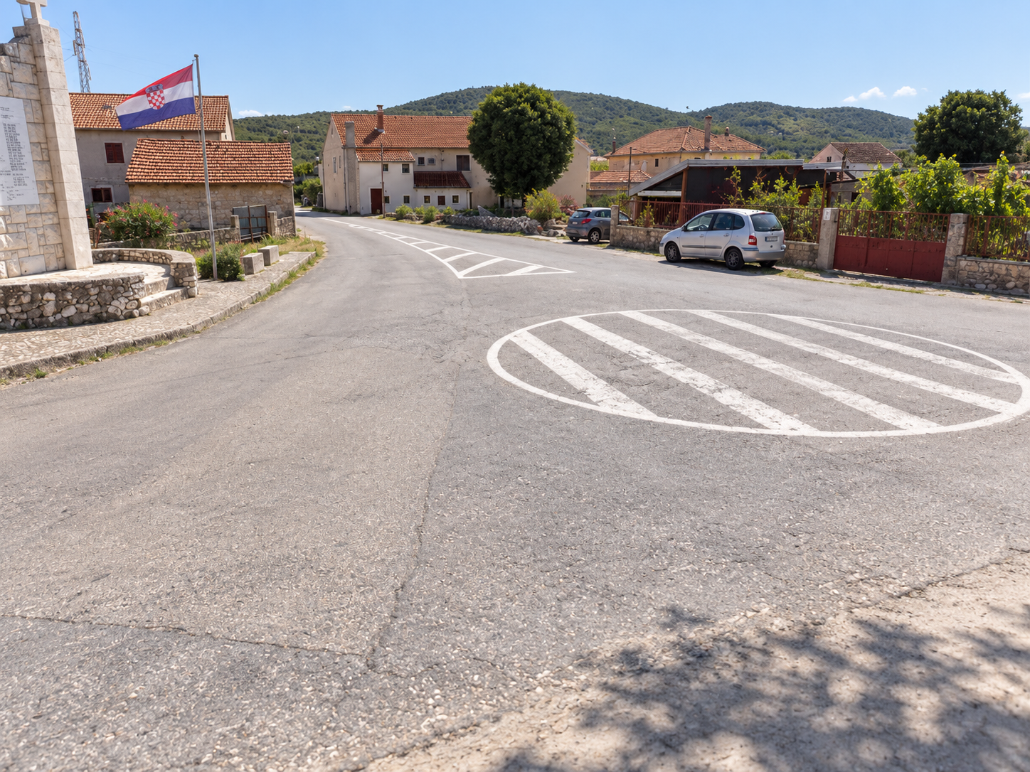 Tragedija kod Šibenika. Automobil naletio na dijete, preminulo je na mjestu nesreće