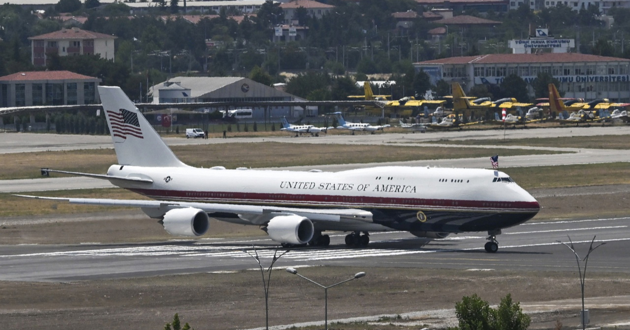 Trump tajno promijenio avion zbog prijetnje. Hegseth i troje suradnika išli s njim