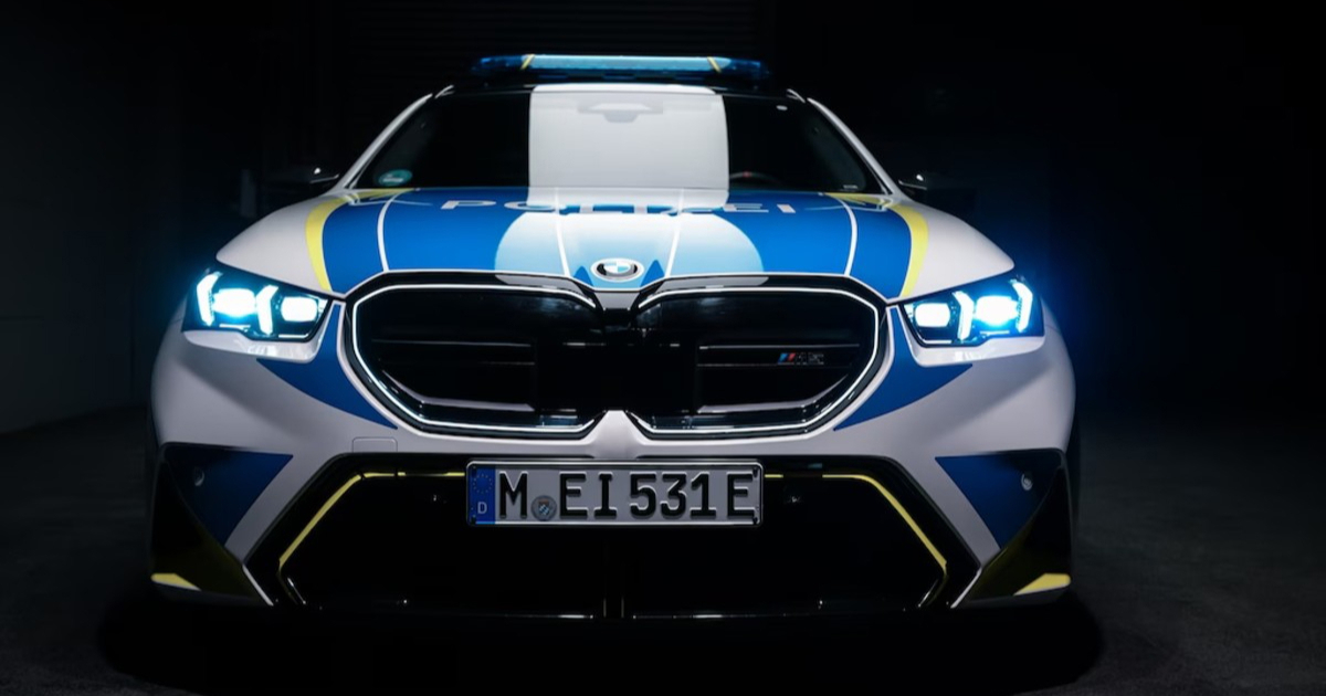 Ovome ne biste htjeli bježati: BMW predstavio policijski M5 Touring
