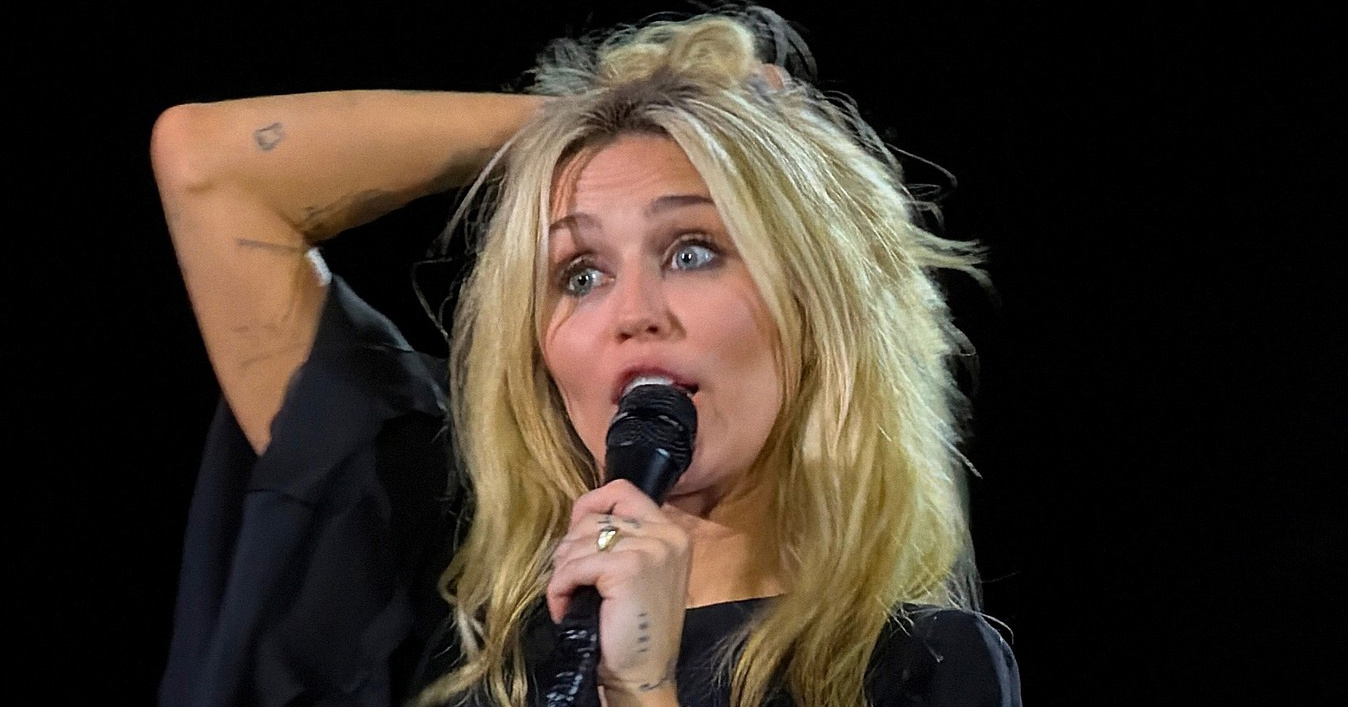 Želite kopirati make-up Miley Cyrus? Za cijeli look trebat će vam manje od 60 eura