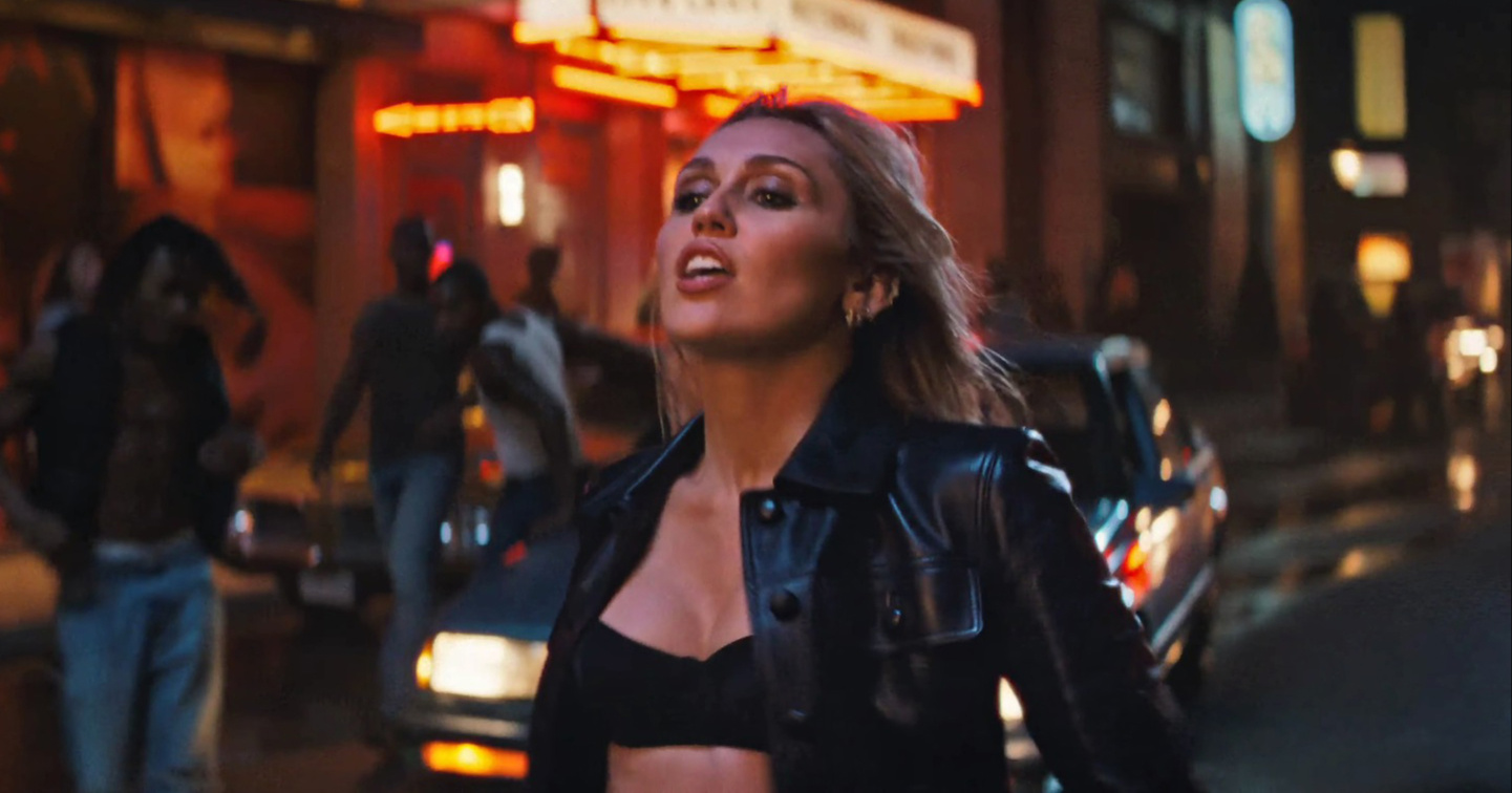 Miley odbacila prezime i najavila izlazak albuma. Novi spot oduševio fanove