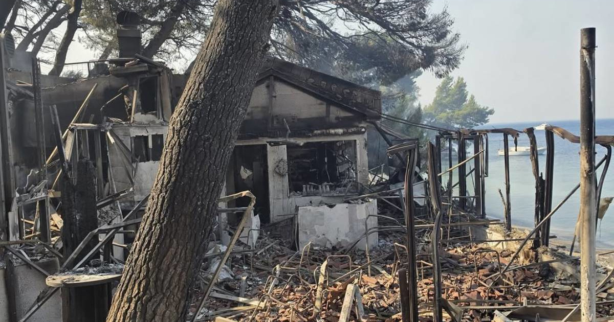 U požaru kod Omiša izgorio restoran Zvizdan: "Otišlo je puno toga s ovim"
