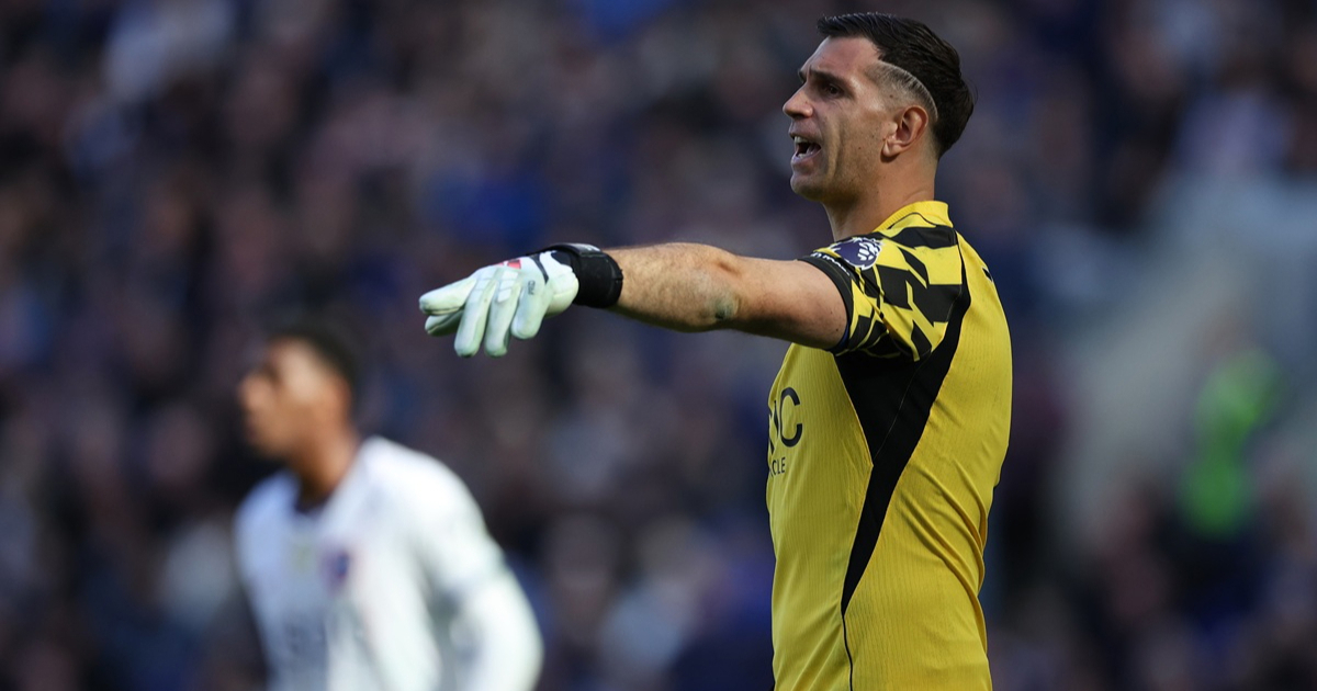 Emiliano Martinez u gadnom sudaru slomio kost u licu. Mora na operaciju