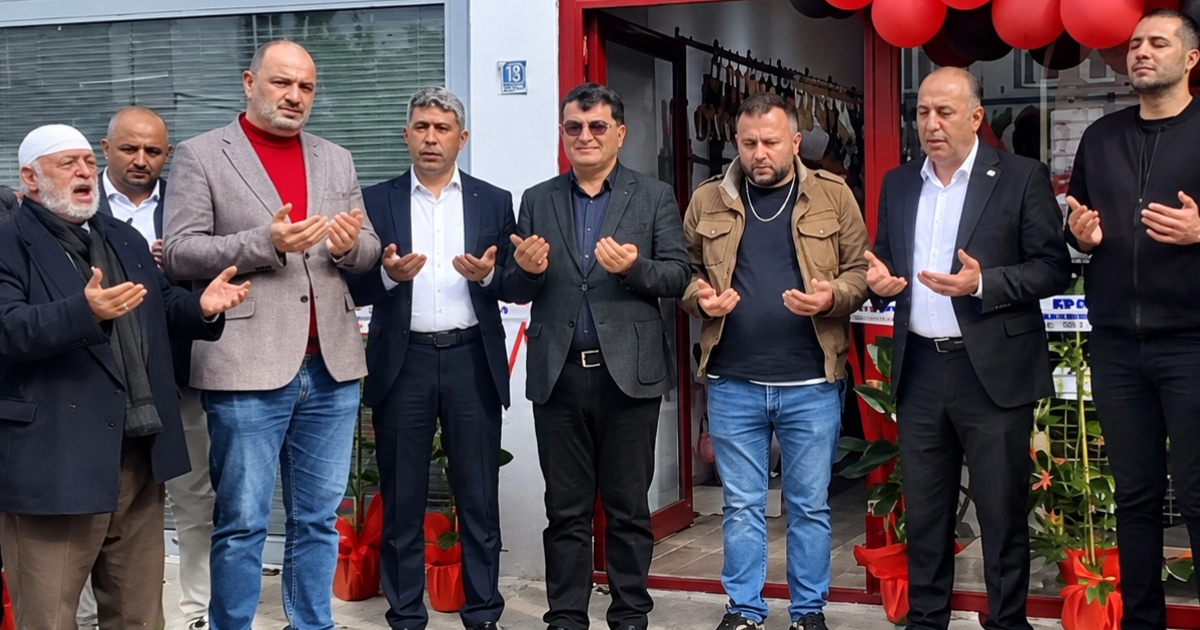 U Turskoj otvorili trgovinu erotskim rubljem uz molitvu