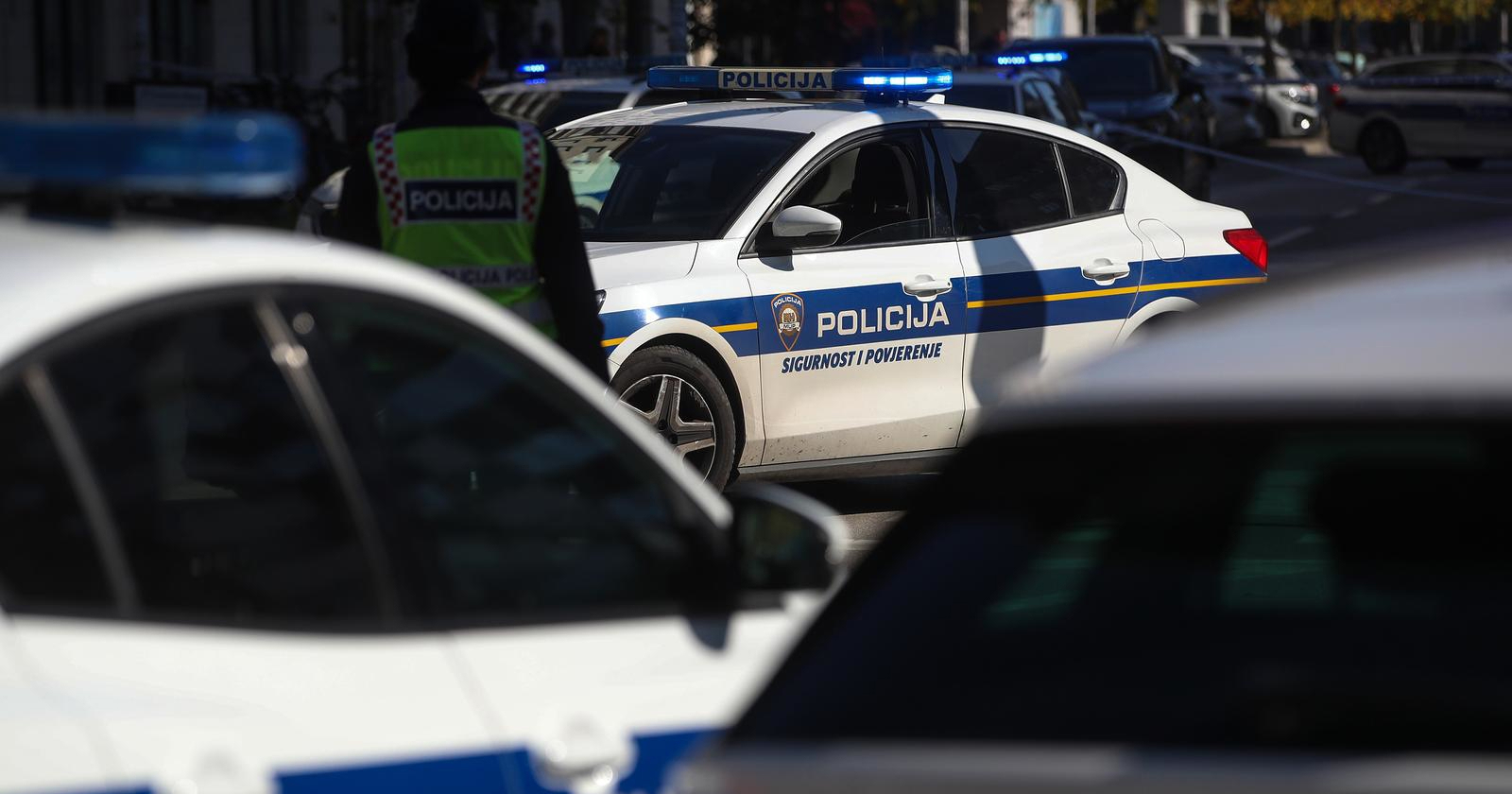 Muškarac kod Bjelovara držao neprijavljeno oružje i prigušivač