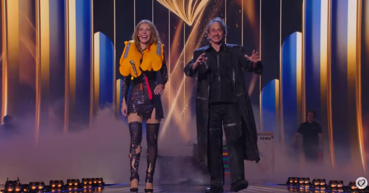 Victoria Swarovski na Eurosongu nosila napuhani prsluk koji je teško ignorirati