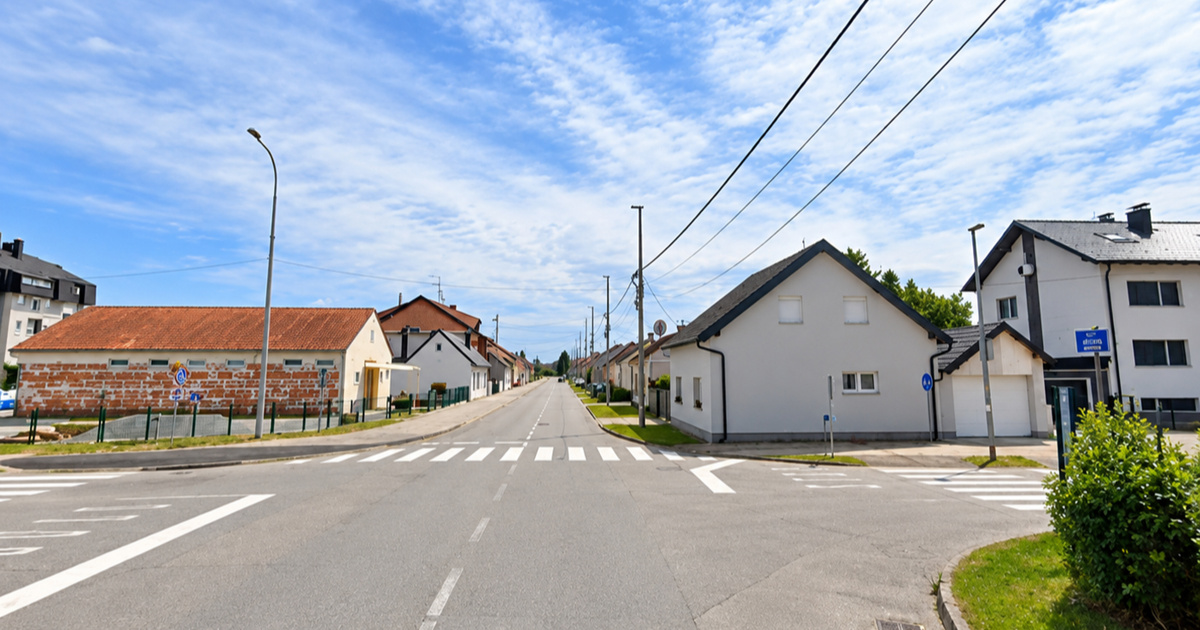 Pijan udario djevojčicu autom pa nastavio piti. Dobio kaznu od 1390 eura