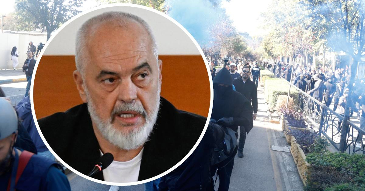 Prosvjednici palili zgrade u Albaniji. Premijer: Prešli ste crvenu liniju