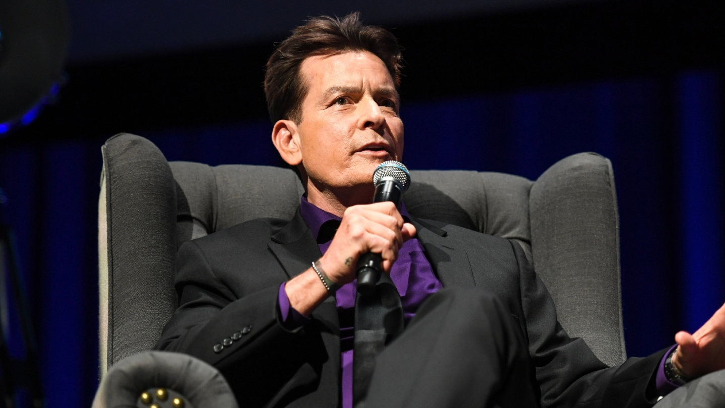 Charlie Sheen žali što je odbio ulogu u kultnom filmu