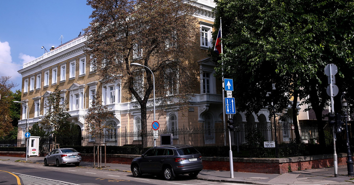 Mađarska protjeruje 10 ruskih diplomata. Zaharova: Odgovor će biti bolan