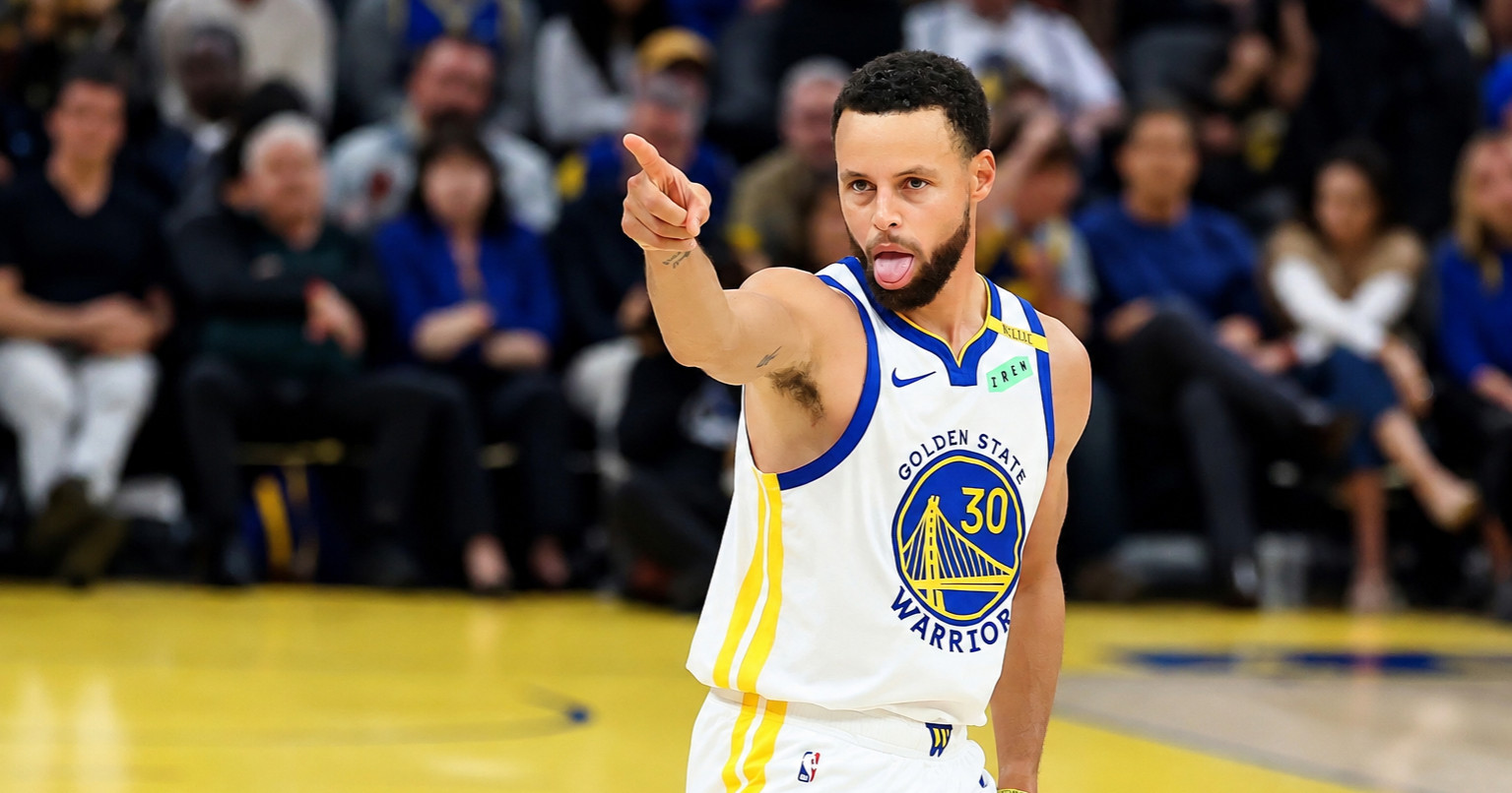 Senzacionalni Curry utrpao 44 koša, Jokić došao do povijesnog uspjeha