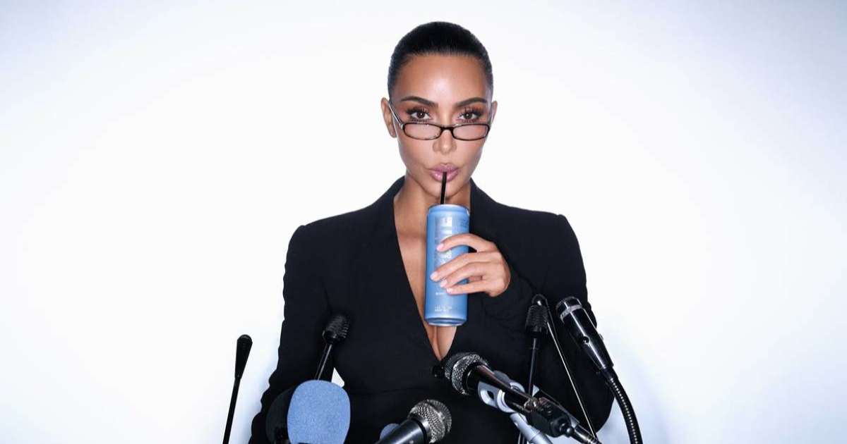 VIDEO Kim Kardashian razvalila novom reklamom u kojoj se sprda na svoj račun