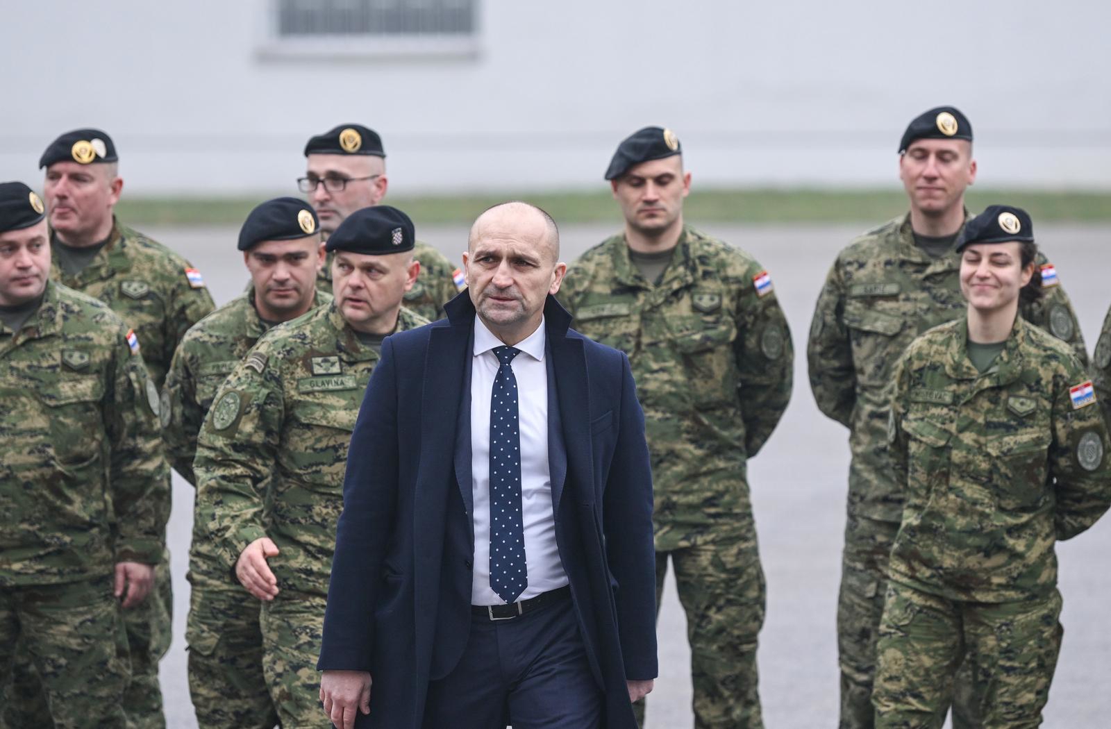 Anušić najavio: MORH će vojnicima sufinancirati rate stambenih kredita