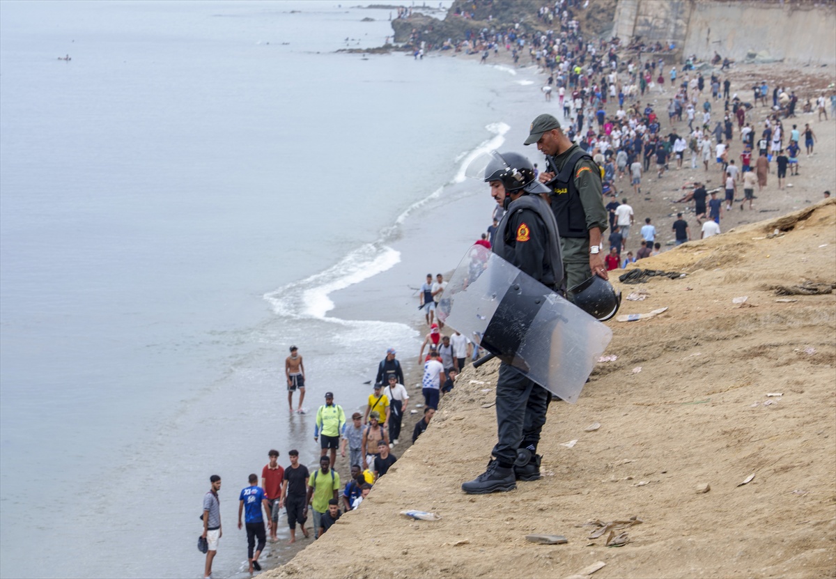 Gotovo svi migranti se vratili iz Ceute. Marokanska policija uhićivala ljude