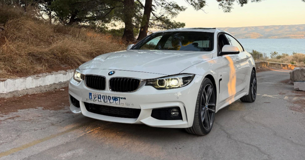 Ovaj BMW ima xDrive, dva seta guma i registraciju do srpnja 2027. Prodaje se.