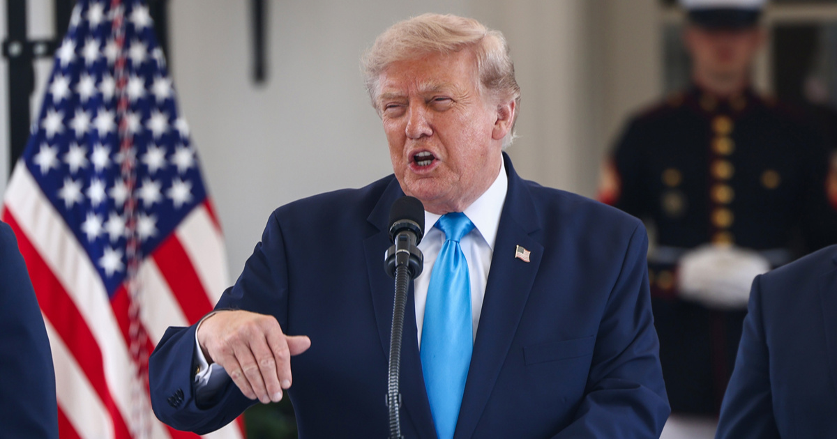 Trump zaprijetio Omanu bombardiranjem