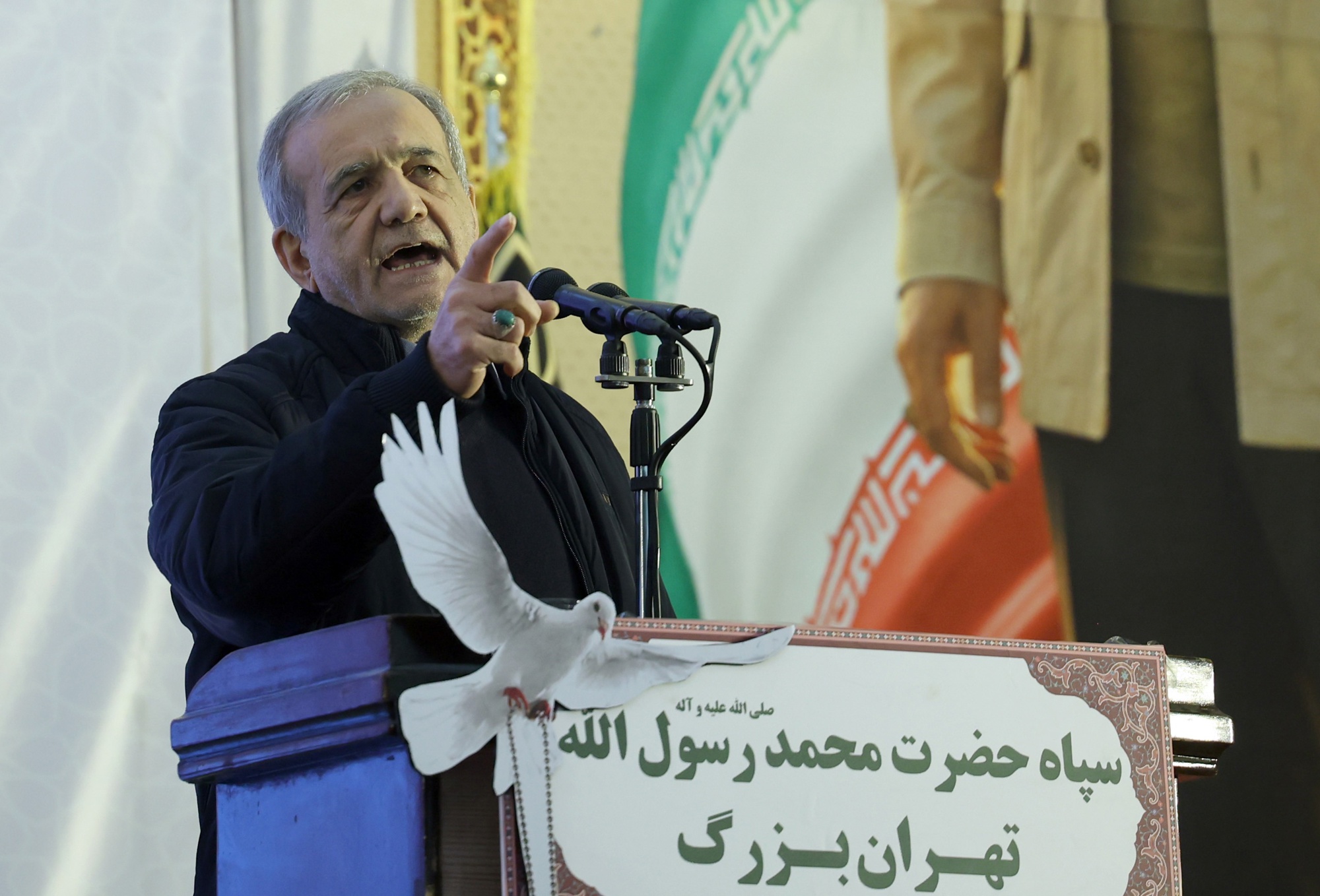 Mediji objavili da je iranski predsjednik dao ostavku. Stigao demanti