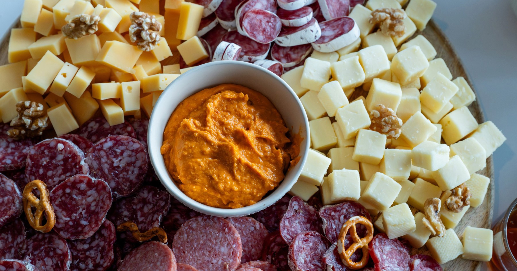 Charcuterie umak: Novi viralni trend za kućna druženja i zabave