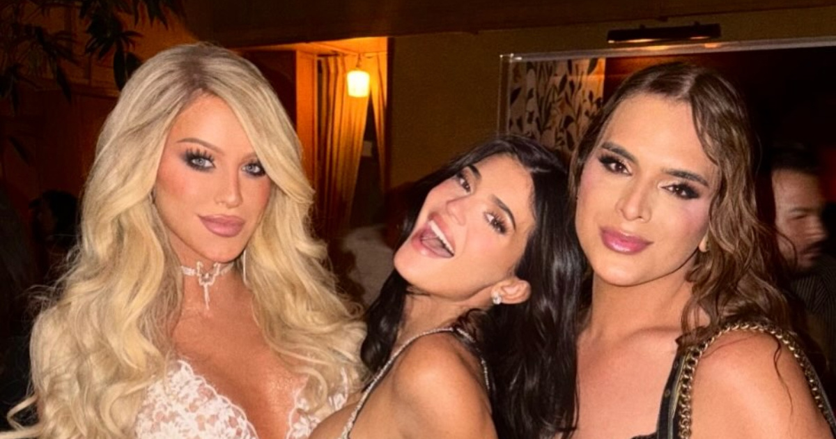 Grudnjaci su nove majice, a Kylie Jenner to je shvatila ozbiljno