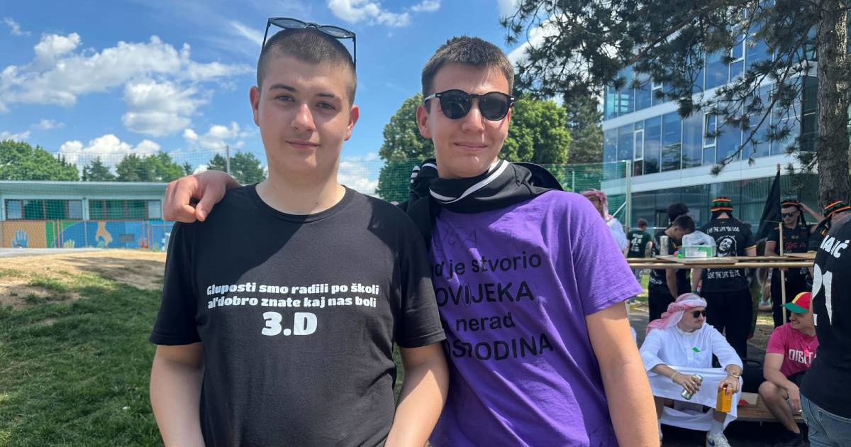 FOTO Pogledajte najjače transparente i majice s varaždinske Maturantike