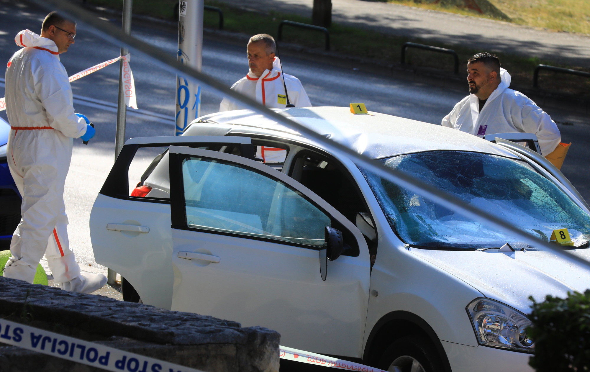 Noćas eksplodirao parkirani automobil u Splitu, policija ogradila dio ulice