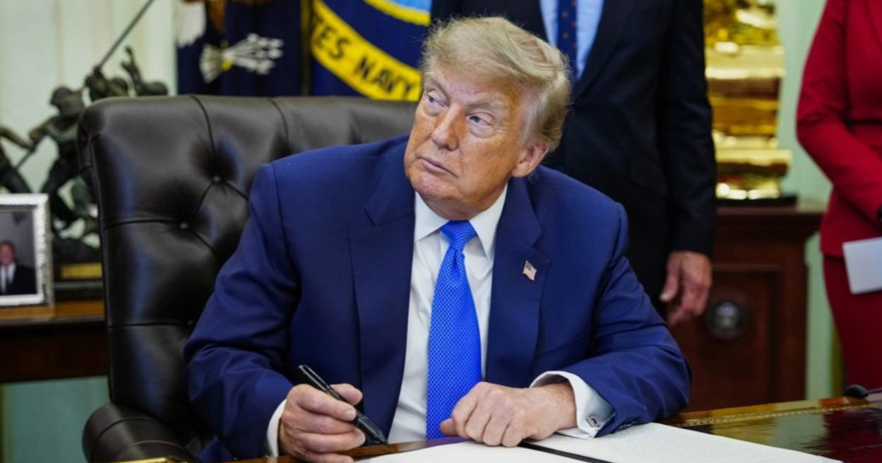 Trump: SAD ima potpunu kontrolu nad Hormuškim tjesnacem