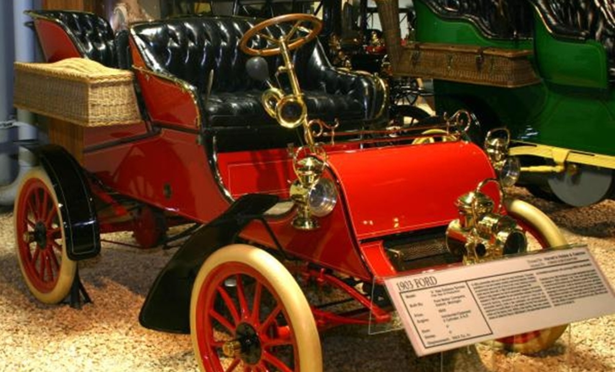 Dan kad je Ford prodao prvi auto. Ovo su mu bile specifikacijei i cijena