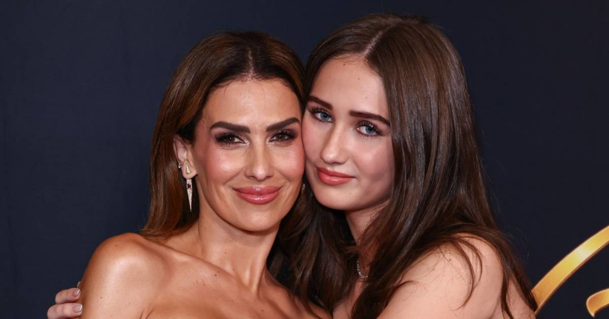 Hilaria Baldwin povela 13-godišnju kćer na gala večer, njezin izgled izazvao raspravu