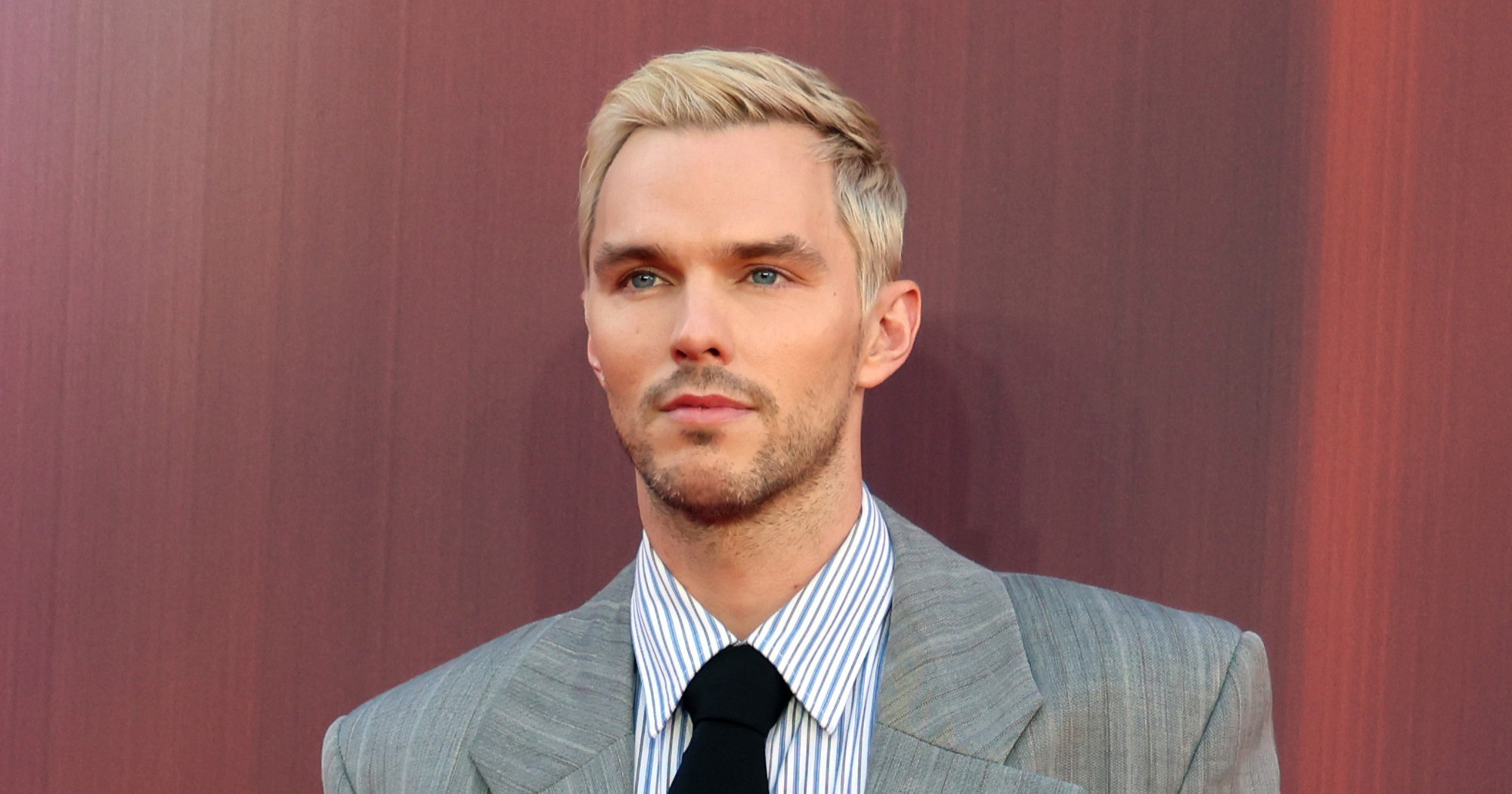 Nicholas Hoult ipak neće glumiti u seriji o Harryju Potteru, otkrio je razlog