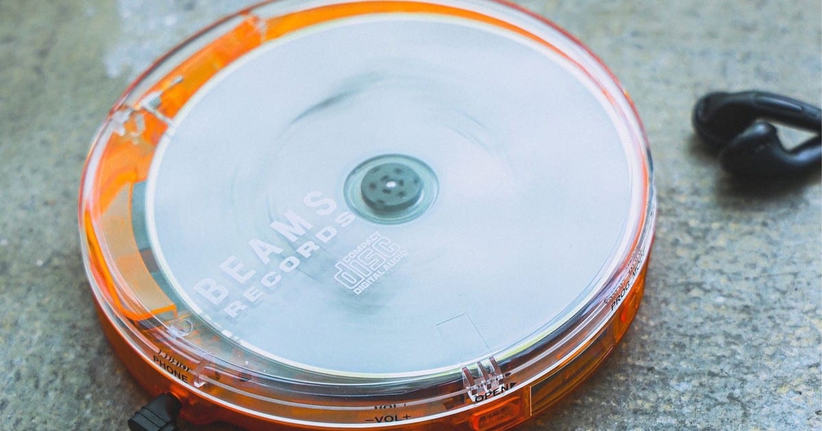 BEAMS vraća retro stil s novim prozirnim CD playerom