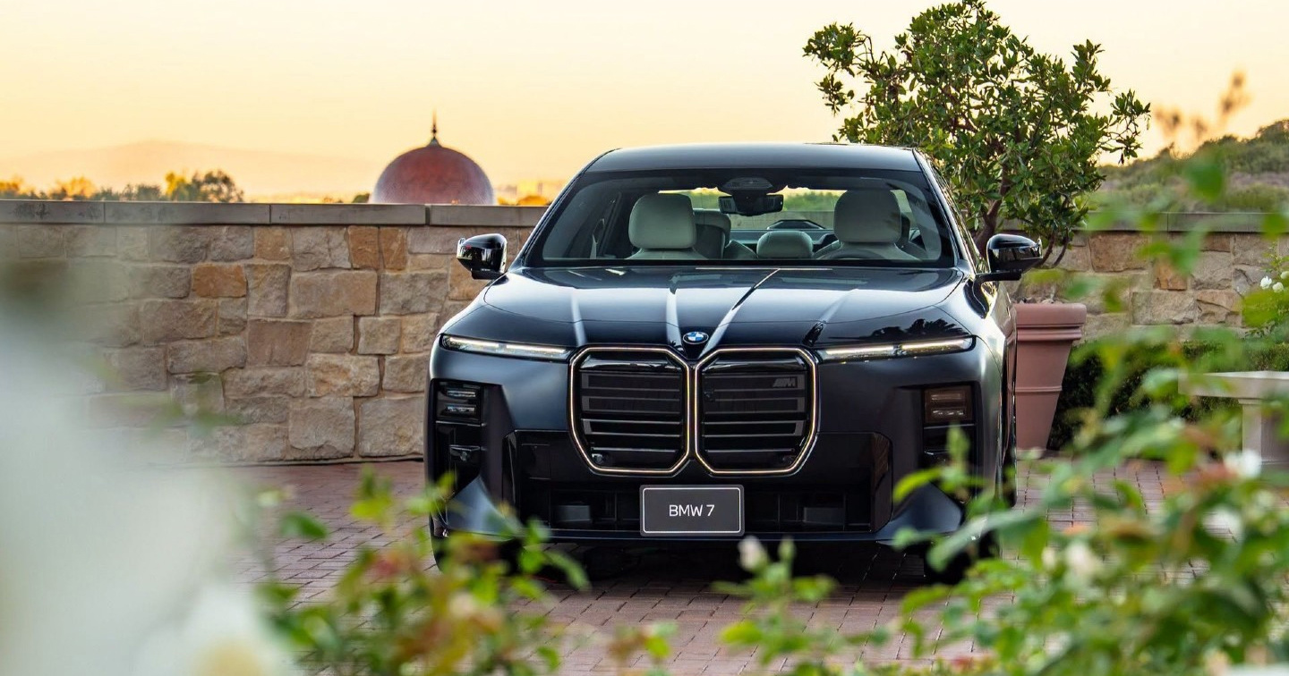 BMW vraća V8 u seriju 7. Novi M760 stiže na europske ceste