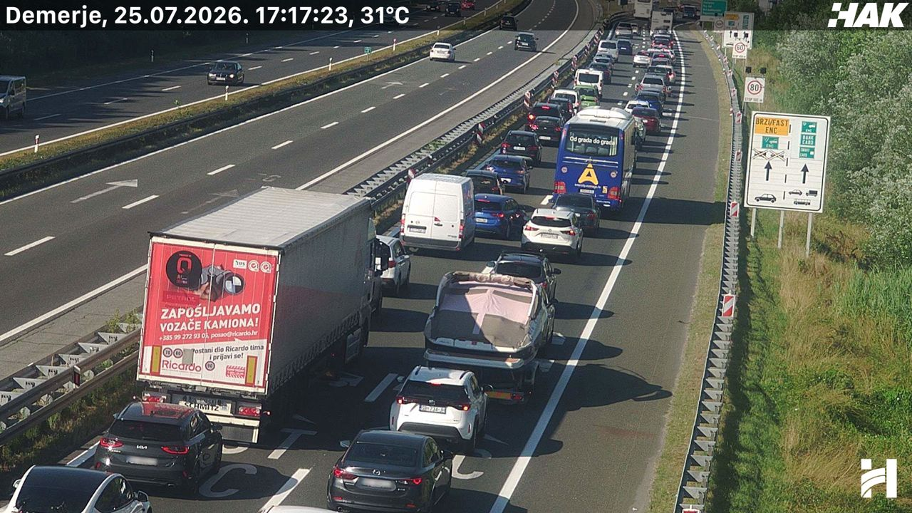 Na A1 cijeli dan kolone, gorio auto, tuneli se zatvarali... Evo gdje su trenutno gužve