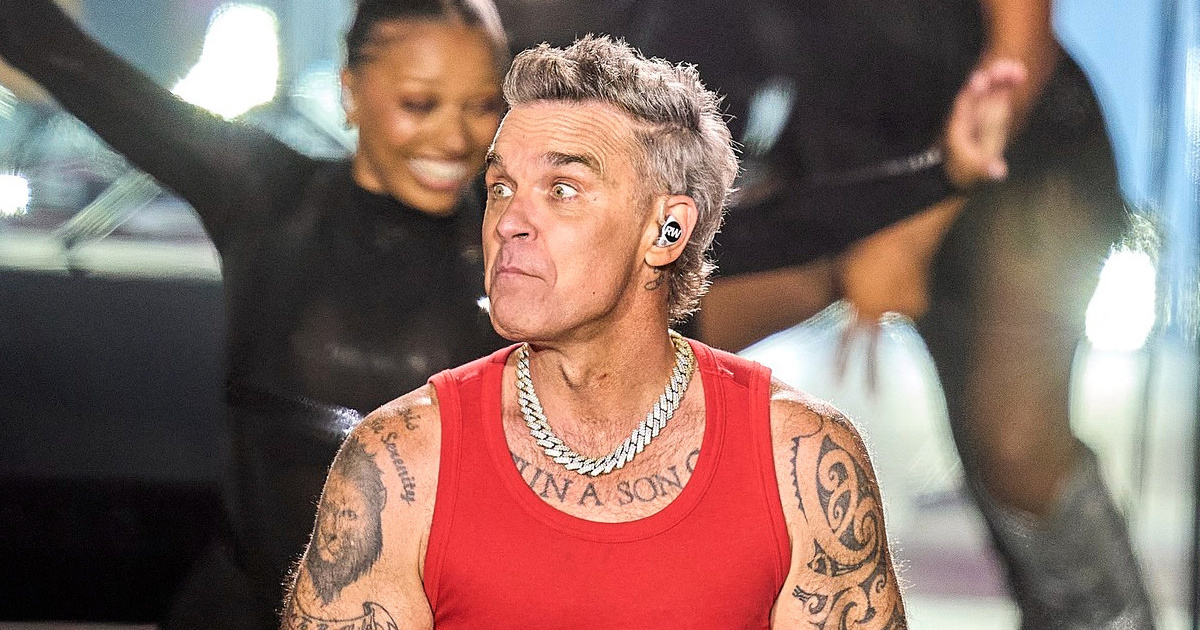 Robbie Williams (52) o gubitku kose: "Razmišljam da nabavim umetke"