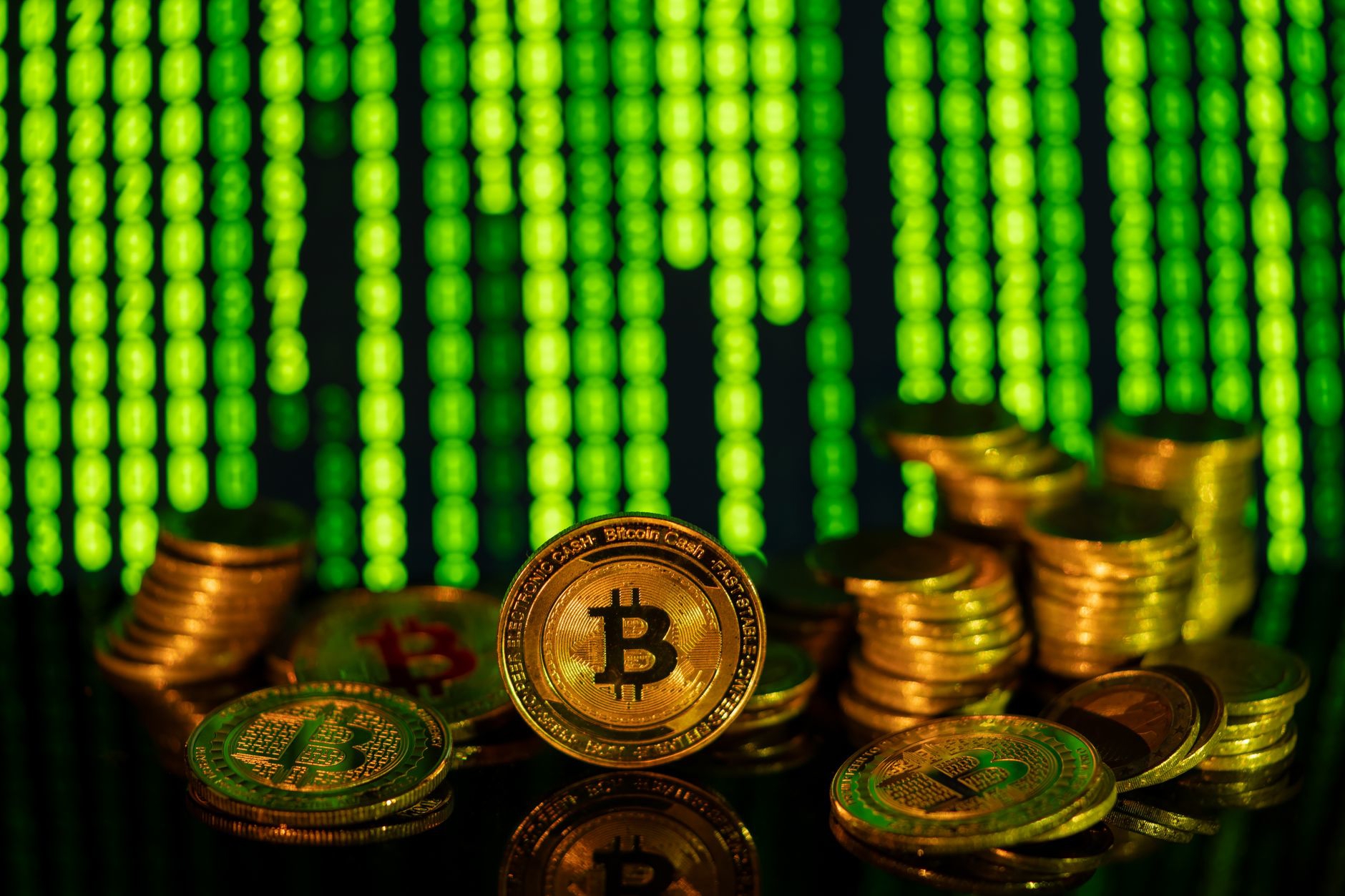 Zašto bitcoin odjednom toliko raste?