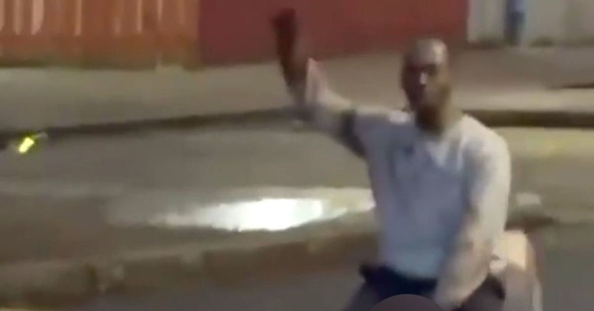Imenovan Sudanac koji je htio odsjeći glavu muškarcu u Belfa